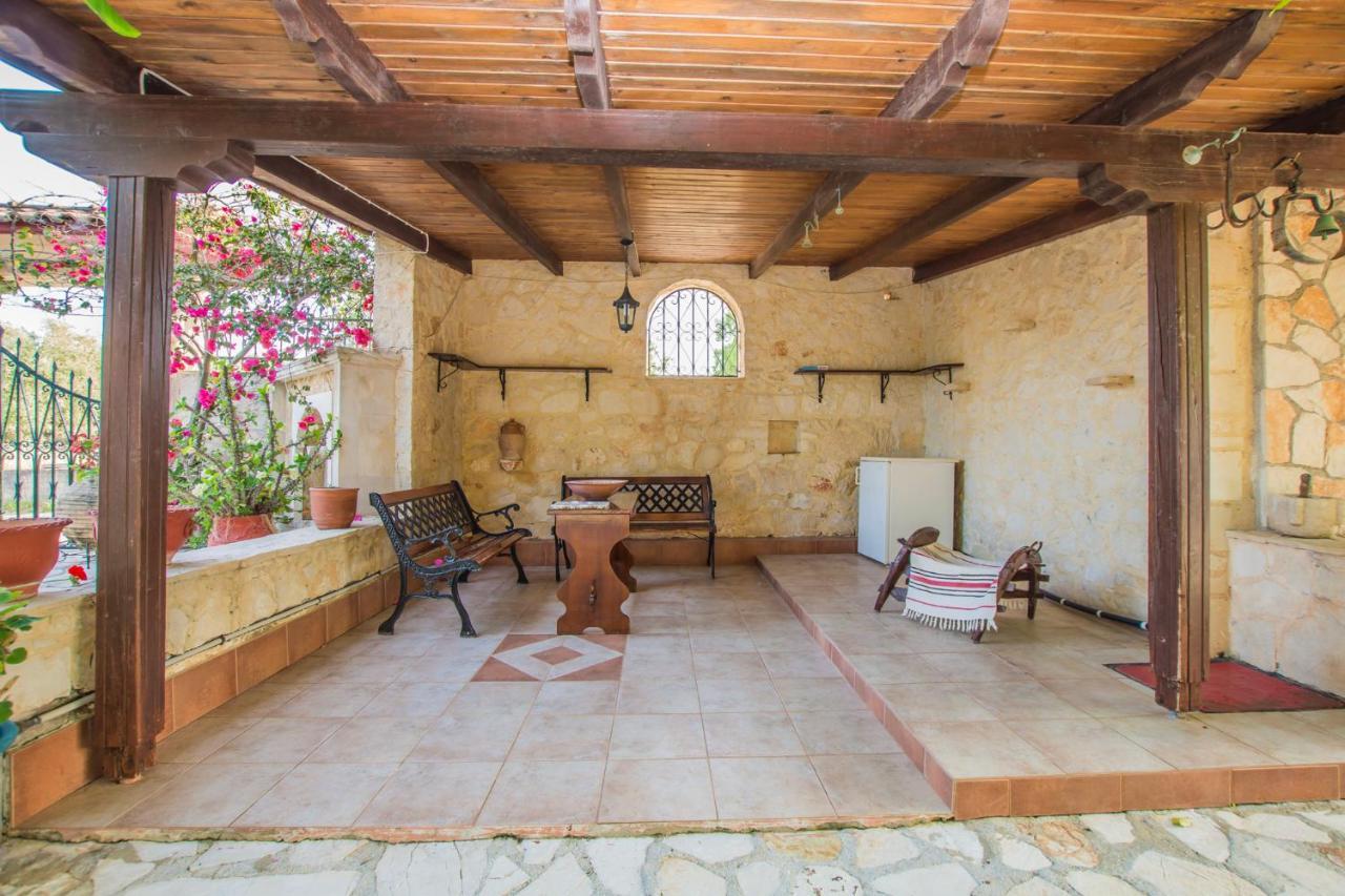 Porto Giardino Apartments Kypseli エクステリア 写真